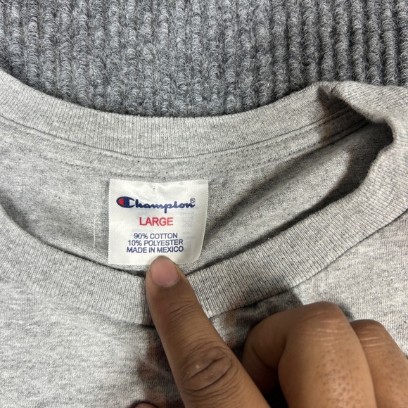 Vintage Champion Shirt Men's L 2004 NCAA Basketball Final Four Champion Grey - Picture 2 of 6